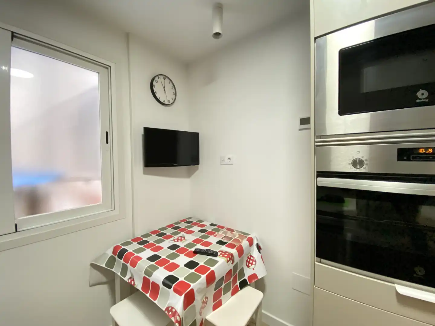 Cocina de Piso de alquiler en Bilbao  con Calefacción, Terraza y Amueblado