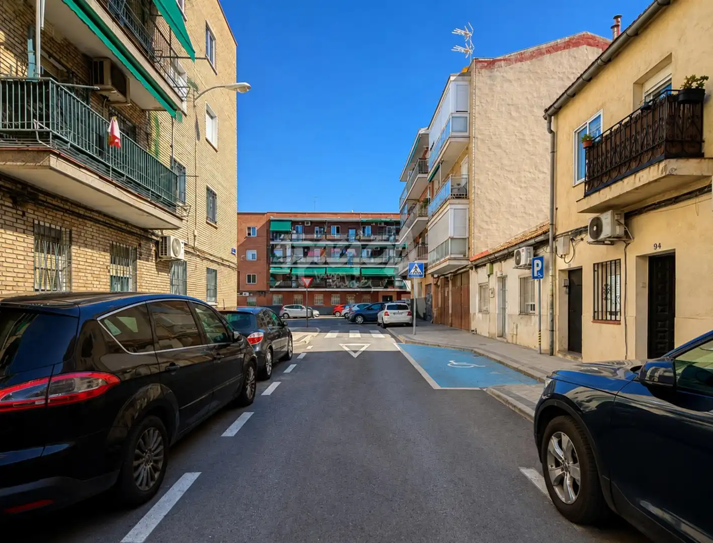 Vista exterior de Piso en venta en Villaverde