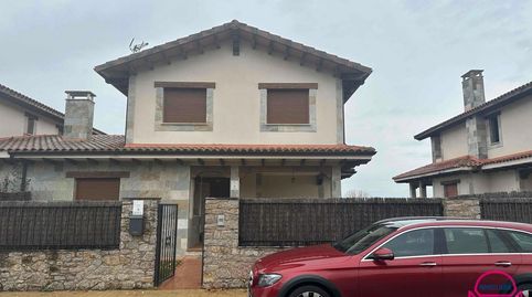 Photo 2 of Single-family semi-detached for sale in Valverde de la Virgen, León