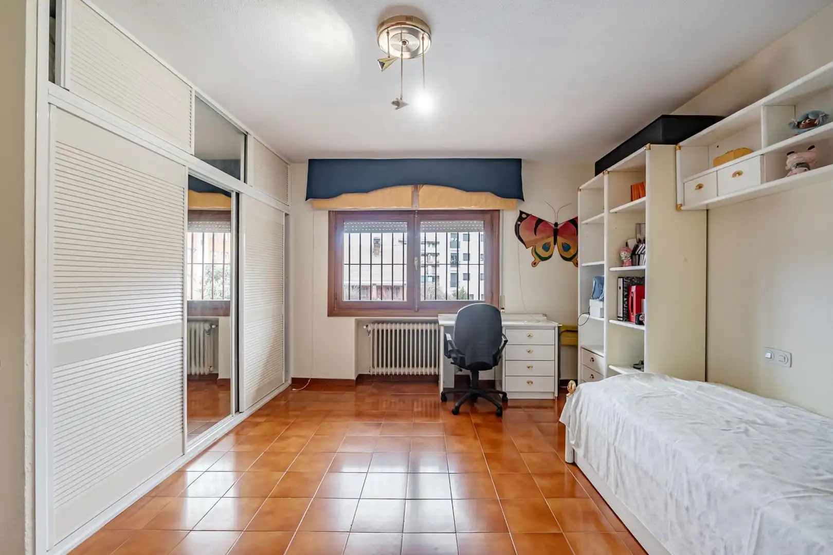 Bedroom of Houses for sale in Madrid  with Heating, Private garden and Terrace