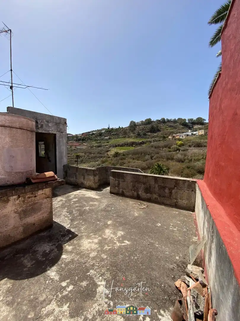 Houses for sale in Teror  with Private garden