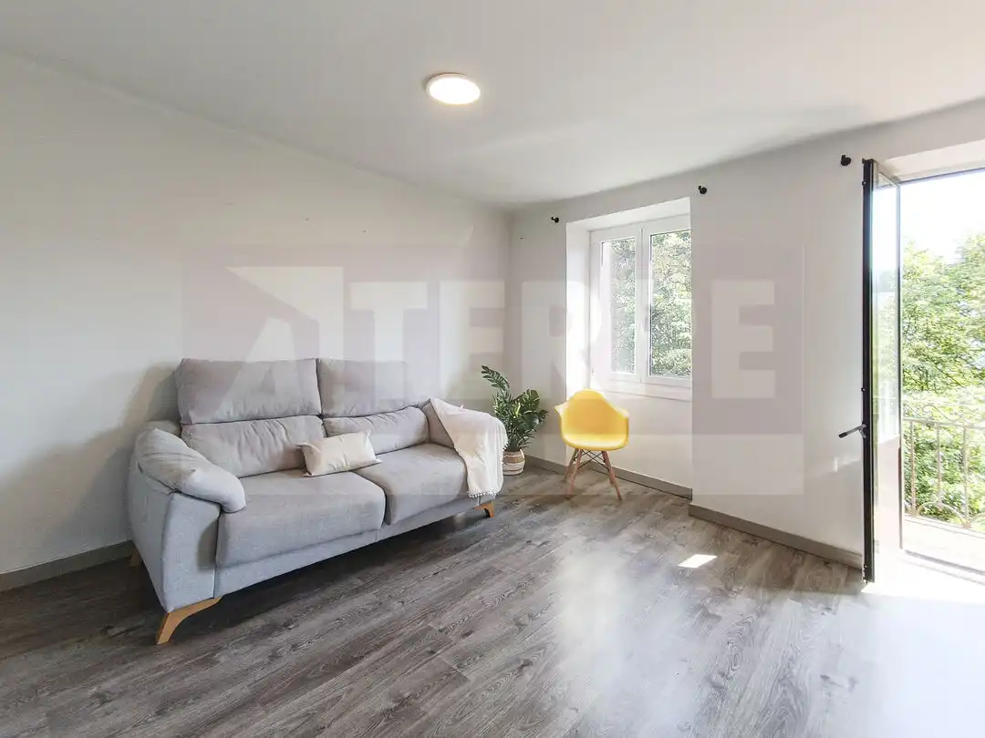 Sala de estar de Piso en venta en Errenteria con Balcón
