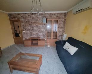 Sala d'estar de Apartament en venda en Elda amb Aire condicionat