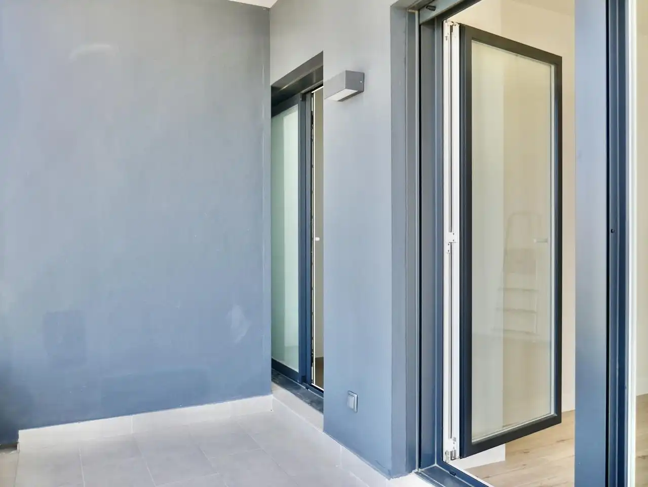 Flat for rent in Ángel Ojeda Avilés, Entrenúcleos