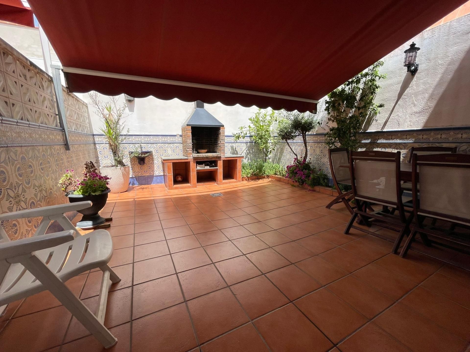 Terrassa de Casa o xalet en venda en Sant Boi de Llobregat amb Parquet i Terrassa