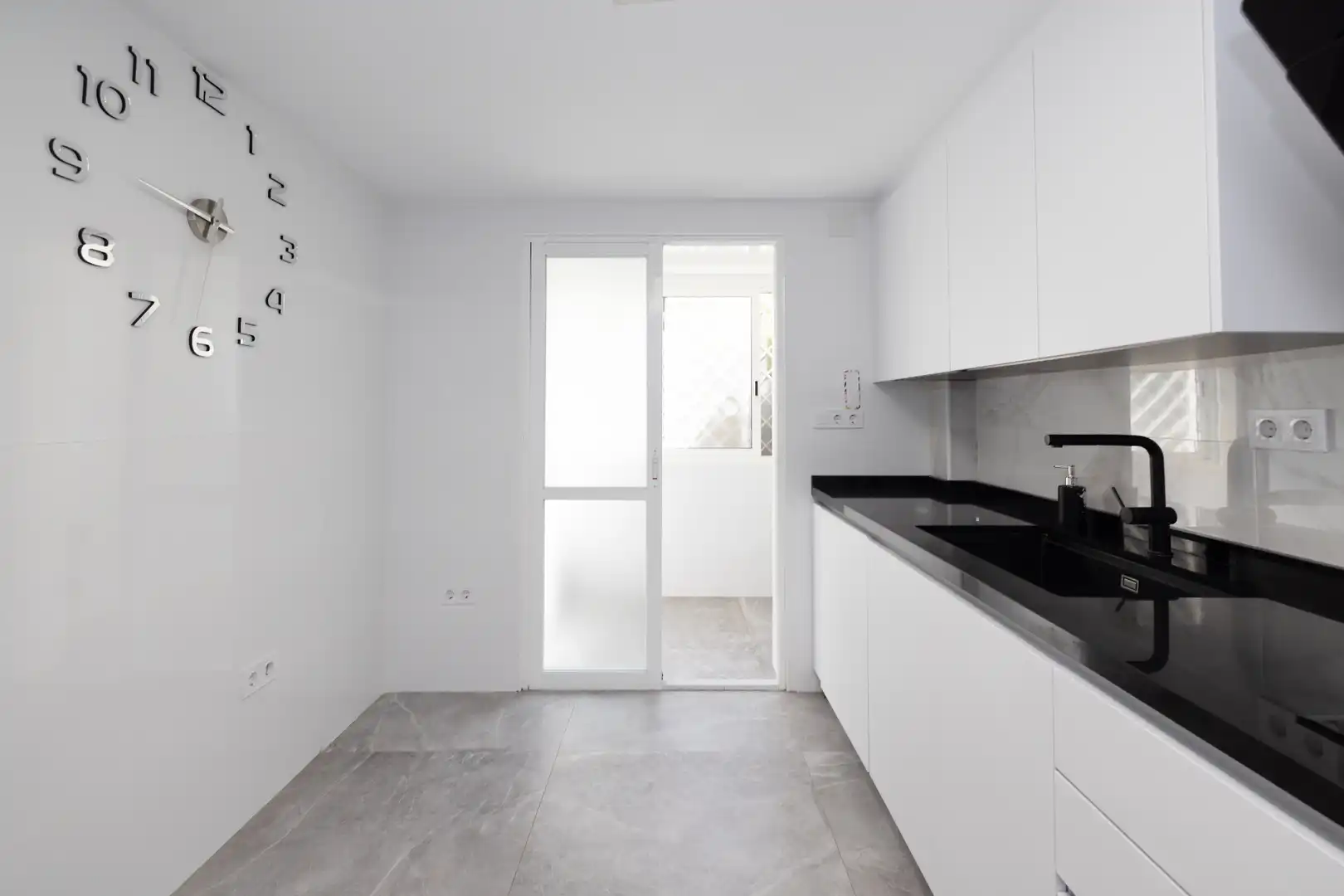 Cuina de Dúplex en venda en Rincón de la Victoria amb Aire condicionat, Calefacció i Jardí privat