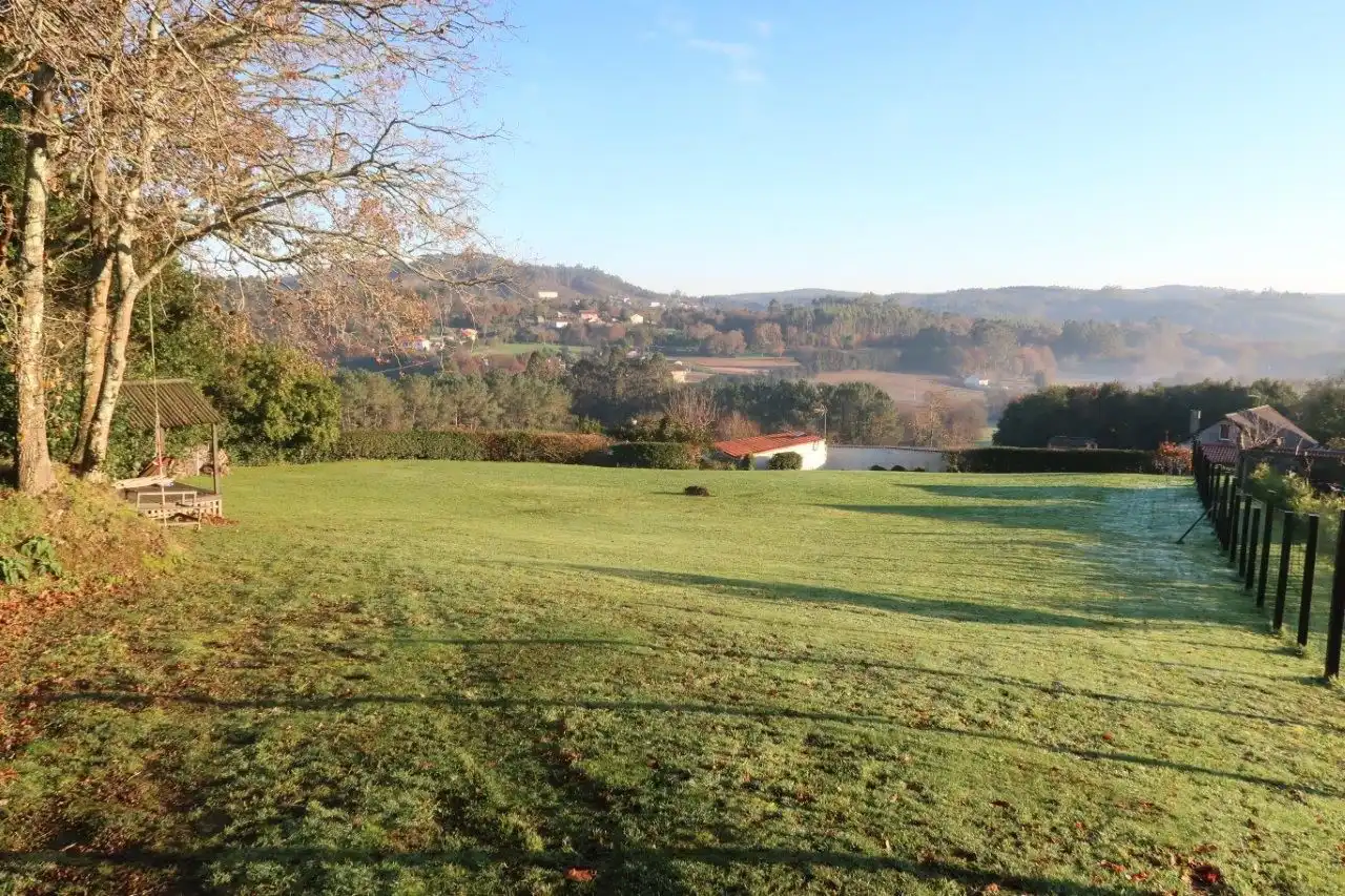 Residential for sale in Meneiroas, A Laracha