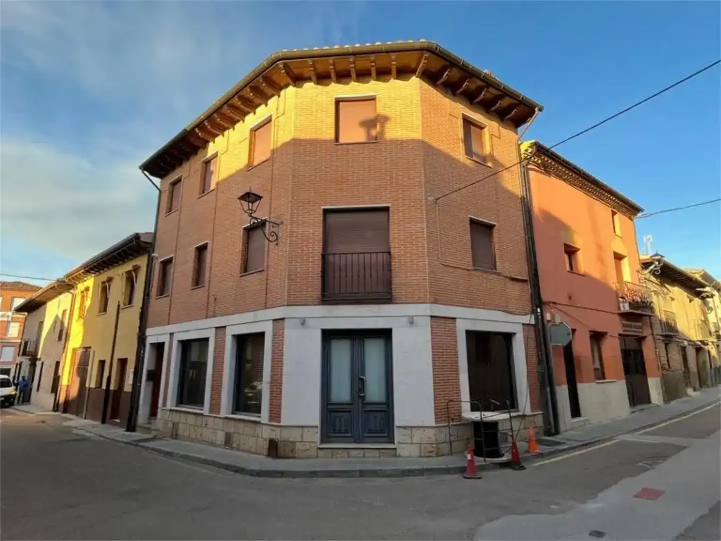 Vista exterior de Local de alquiler en Toro con Parquet