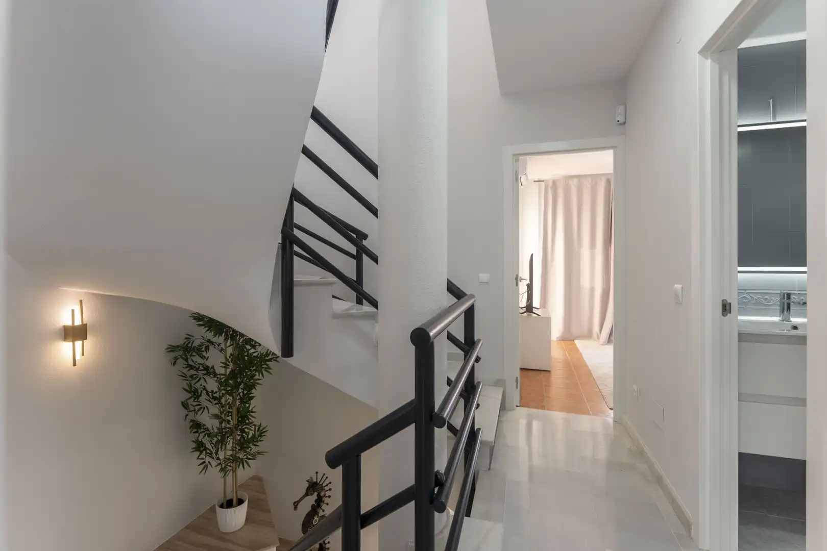 Reihenhaus mit Terrasse zum Verkauf in Elviria - Cabopino, imagen 18