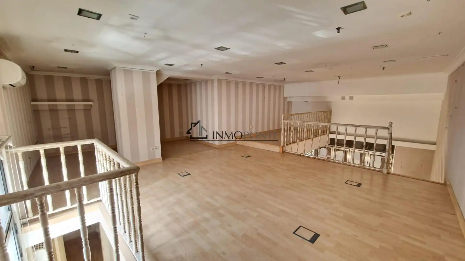 Local en venta en Poio