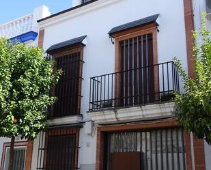 Vista exterior de Casa o xalet en venda en Los Palacios y Villafranca amb Calefacció, Terrassa i Traster