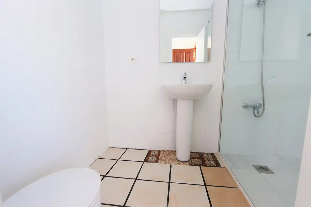 Bany de Apartament en venda en Orihuela amb Terrassa