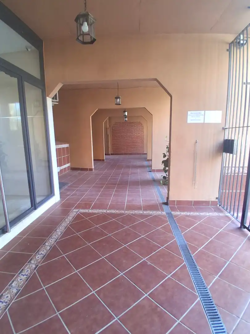 Wohnung zur Miete in Sevilla mit Klimaanlage, Terrasse und Waschmaschine