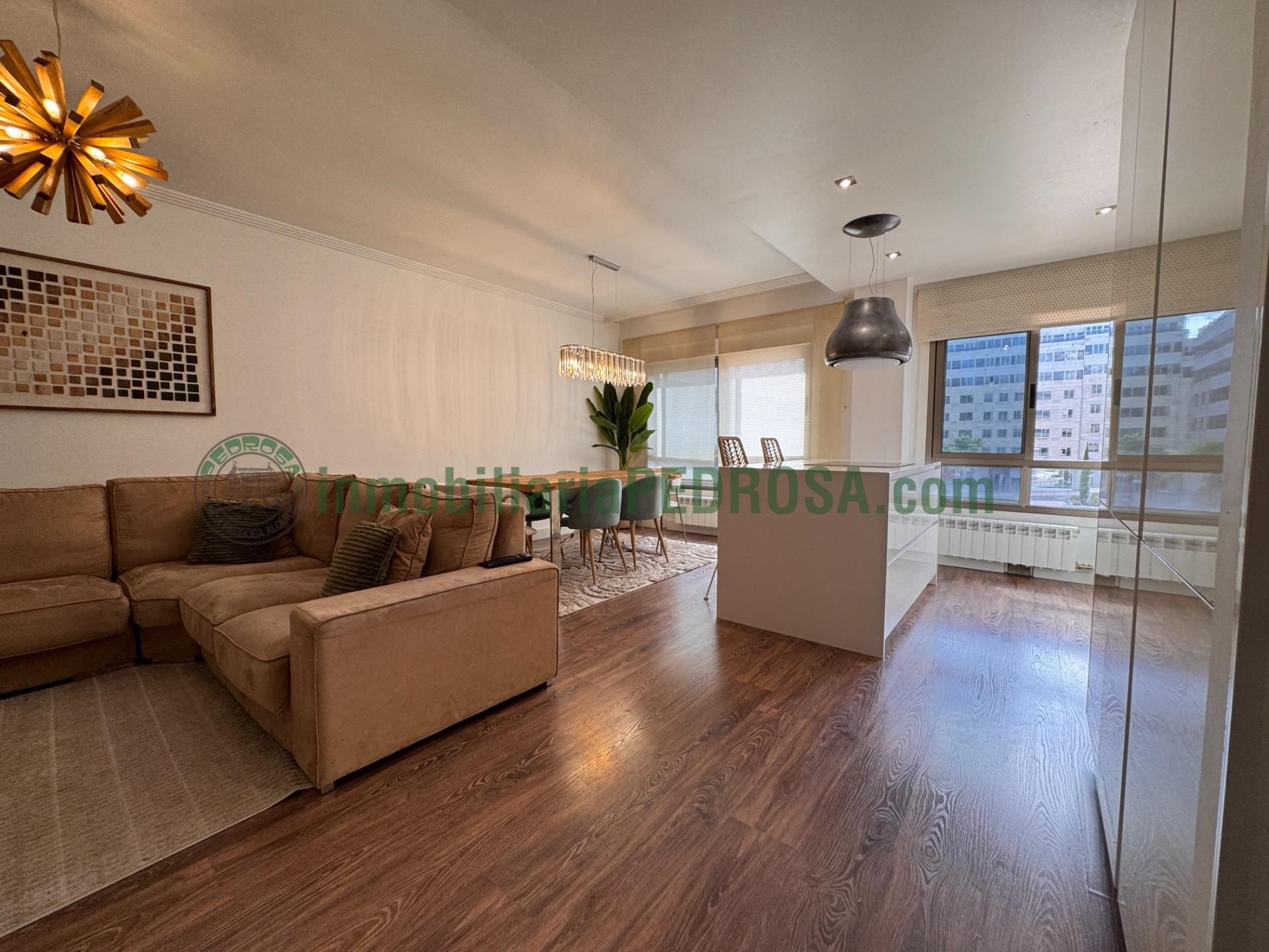Exterior view of Apartment for sale in Pontevedra Capital   with Heating