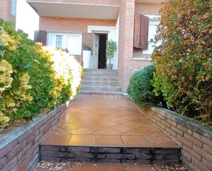Exterior view of House or chalet for sale in Llinars del Vallès