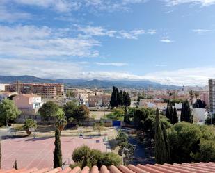Vista exterior de Pis en venda en Vélez-Málaga amb Aire condicionat, Calefacció i Jardí privat
