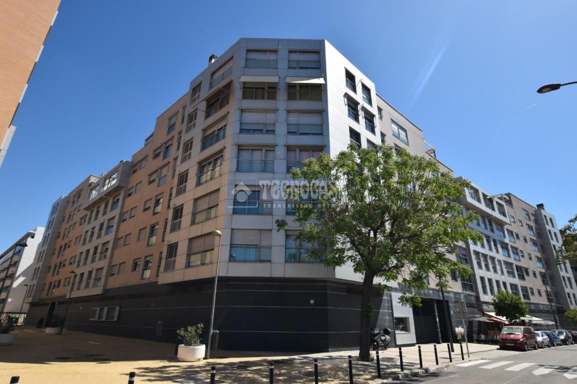 Vista exterior de Pis en venda en Getafe amb Aire condicionat, Calefacció i Piscina comunitària