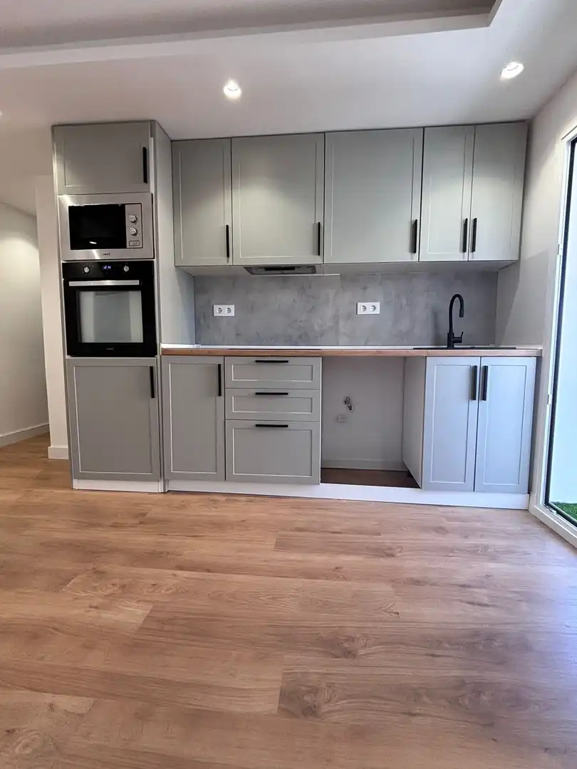 Küche von Wohnung zum Verkauf in Móstoles mit Klimaanlage, Heizung und Terrasse