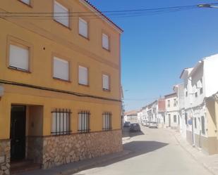 Vista exterior de Dúplex en venda en Mota del Cuervo amb Balcó i Alarma