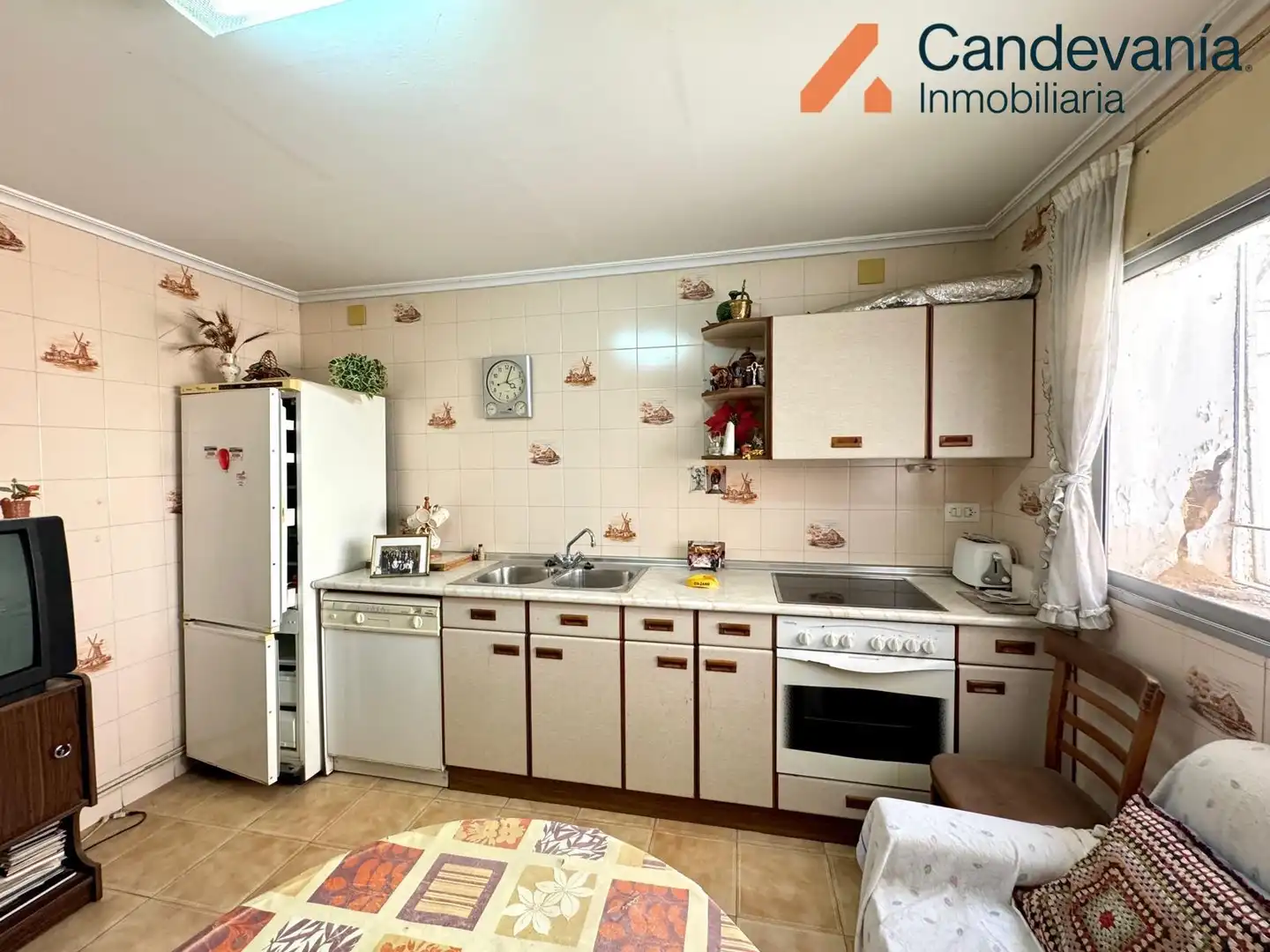 Küche von Country house zum Verkauf in San Mateo de Gállego mit Heizung und Privatgarten