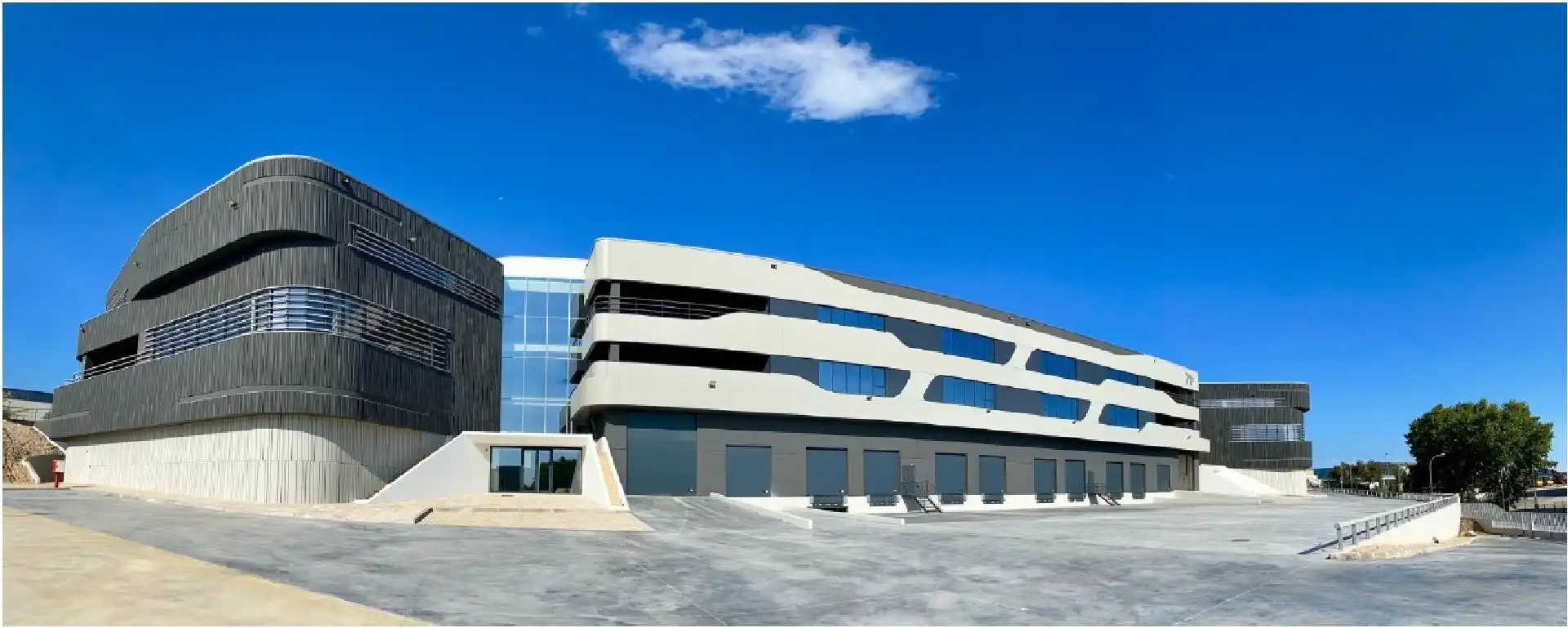 Nau industrial de lloguer a Centre - Eixample – Can Llobet