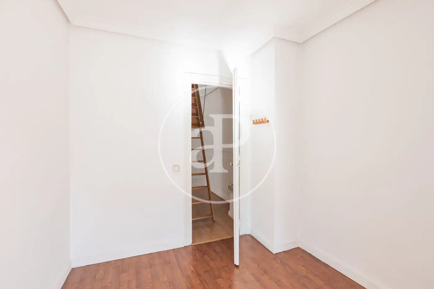 Flat for rent in Madrid  with Air Conditioner, Heating and Terrace