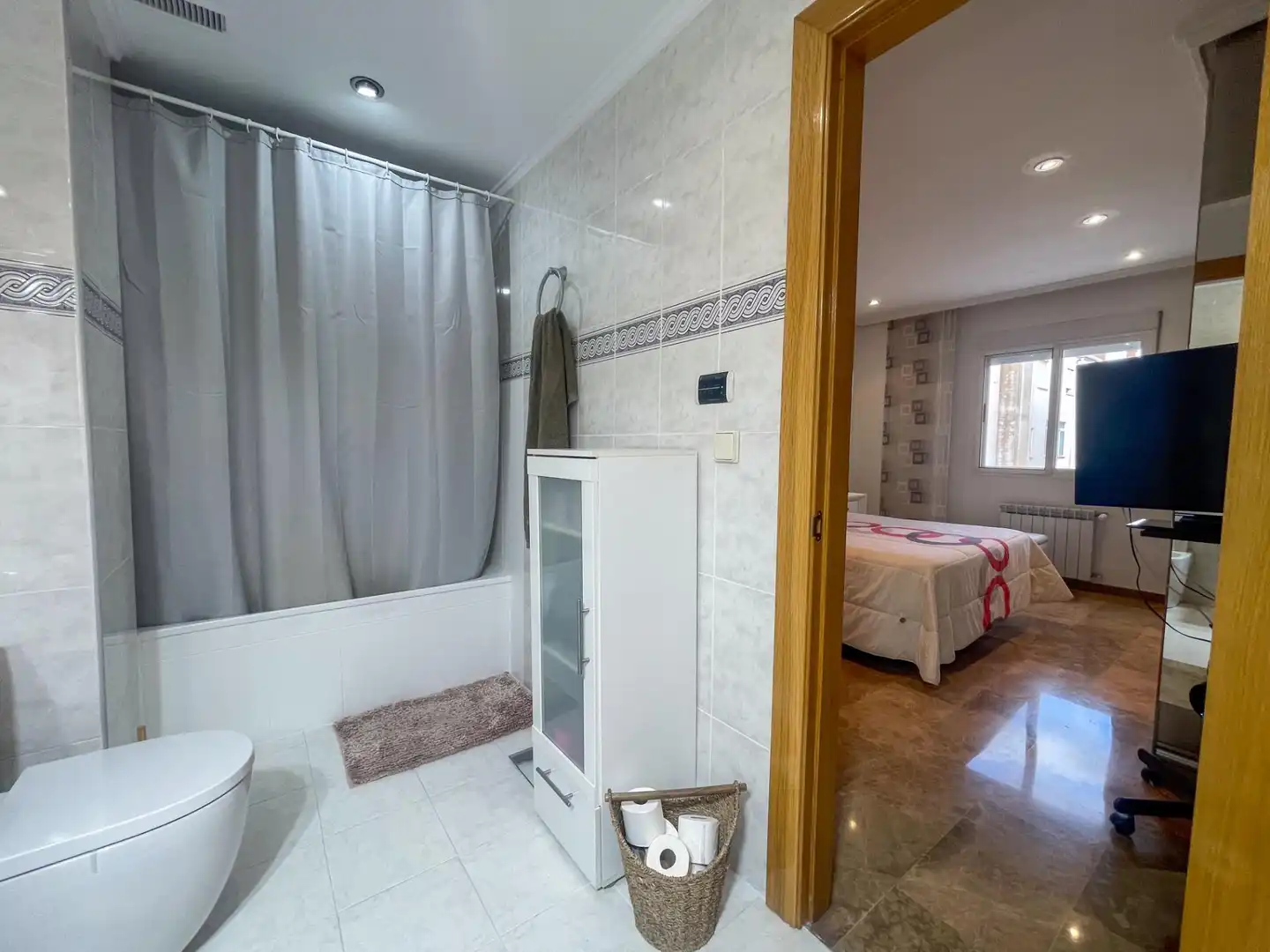 Flat for rent in Plaza JUAN GRANDIA, Requena
