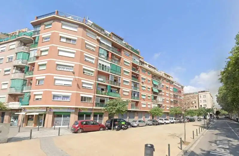 Pis amb ascensor en venda a Sant Adriá Nord, imagen 2