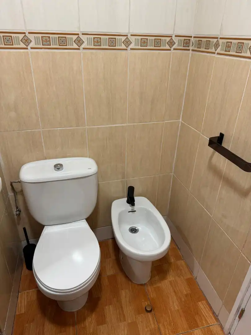 Baño de Piso en venta en Elche / Elx con Amueblado, Horno y Lavadora