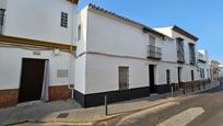 Vista exterior de Casa adosada en venda en Villanueva del Ariscal