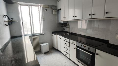 Foto 2 de Piso de alquiler en Rúa Da Rosa, Ensanche - Sar, Santiago de Compostela