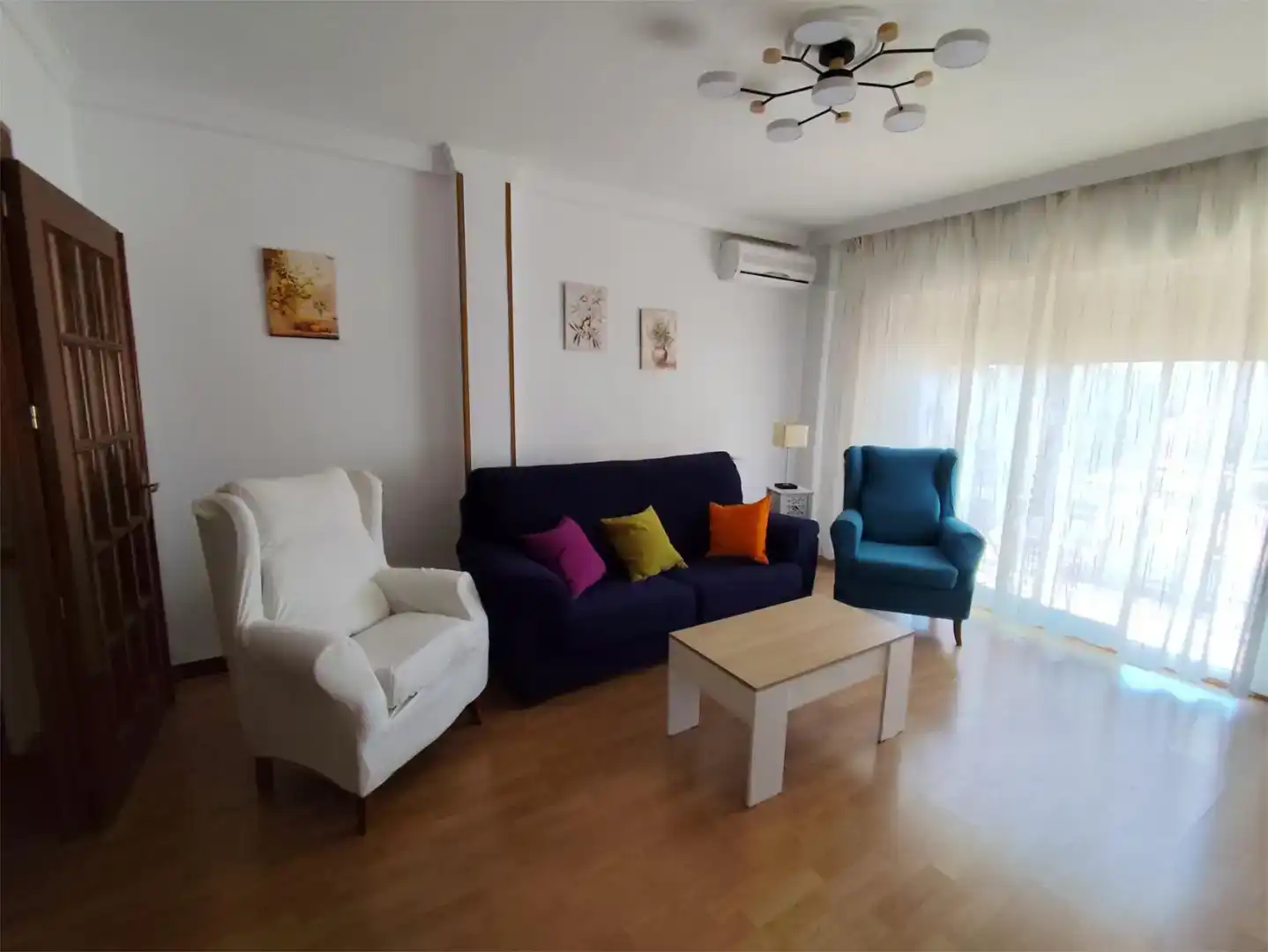 Wohnzimmer von Wohnung zur Miete in Puertollano mit Klimaanlage und Balkon