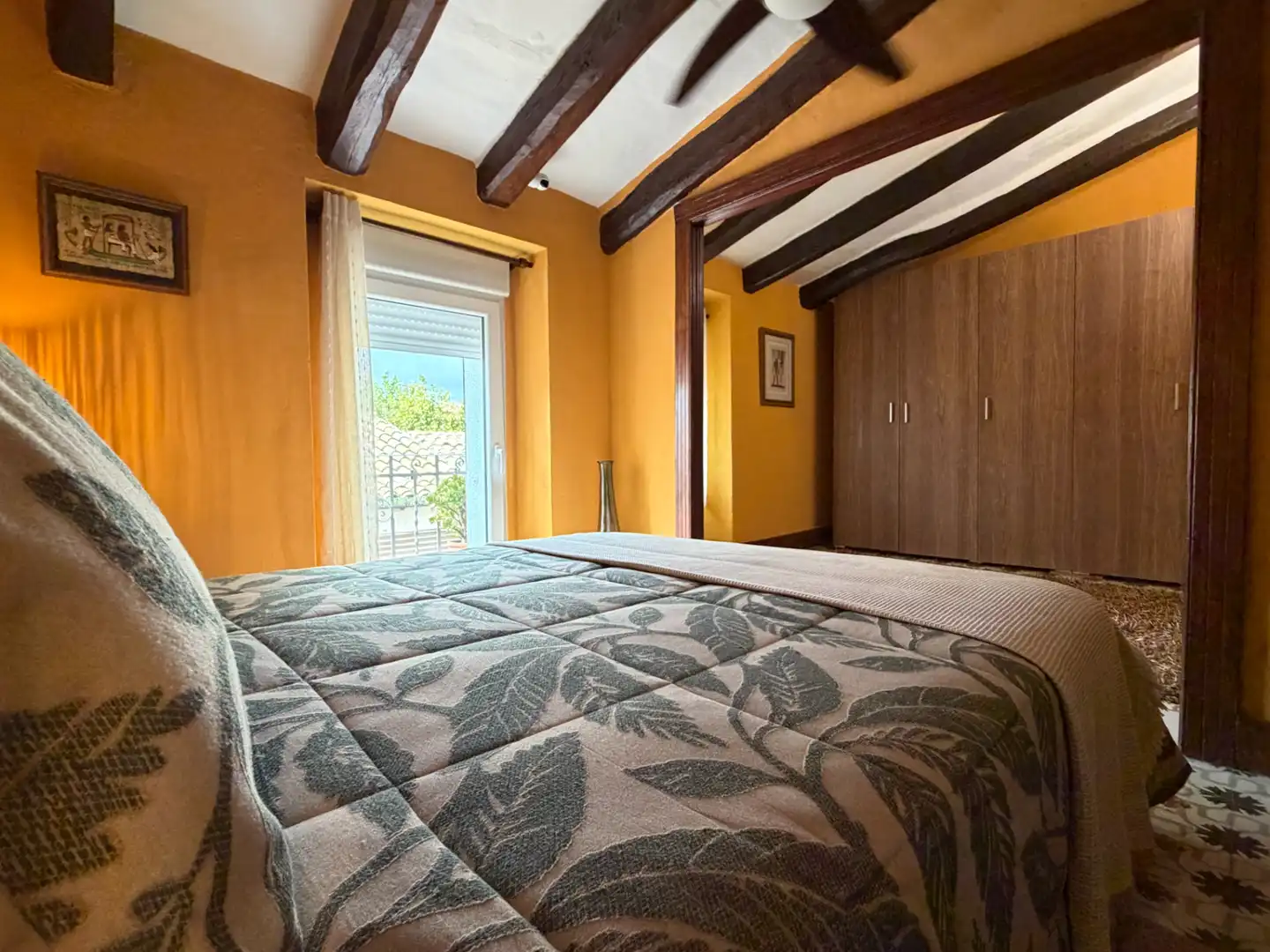 Casa pareada con terraza en venta en Carrer de la Mare de Déu, imagen 42
