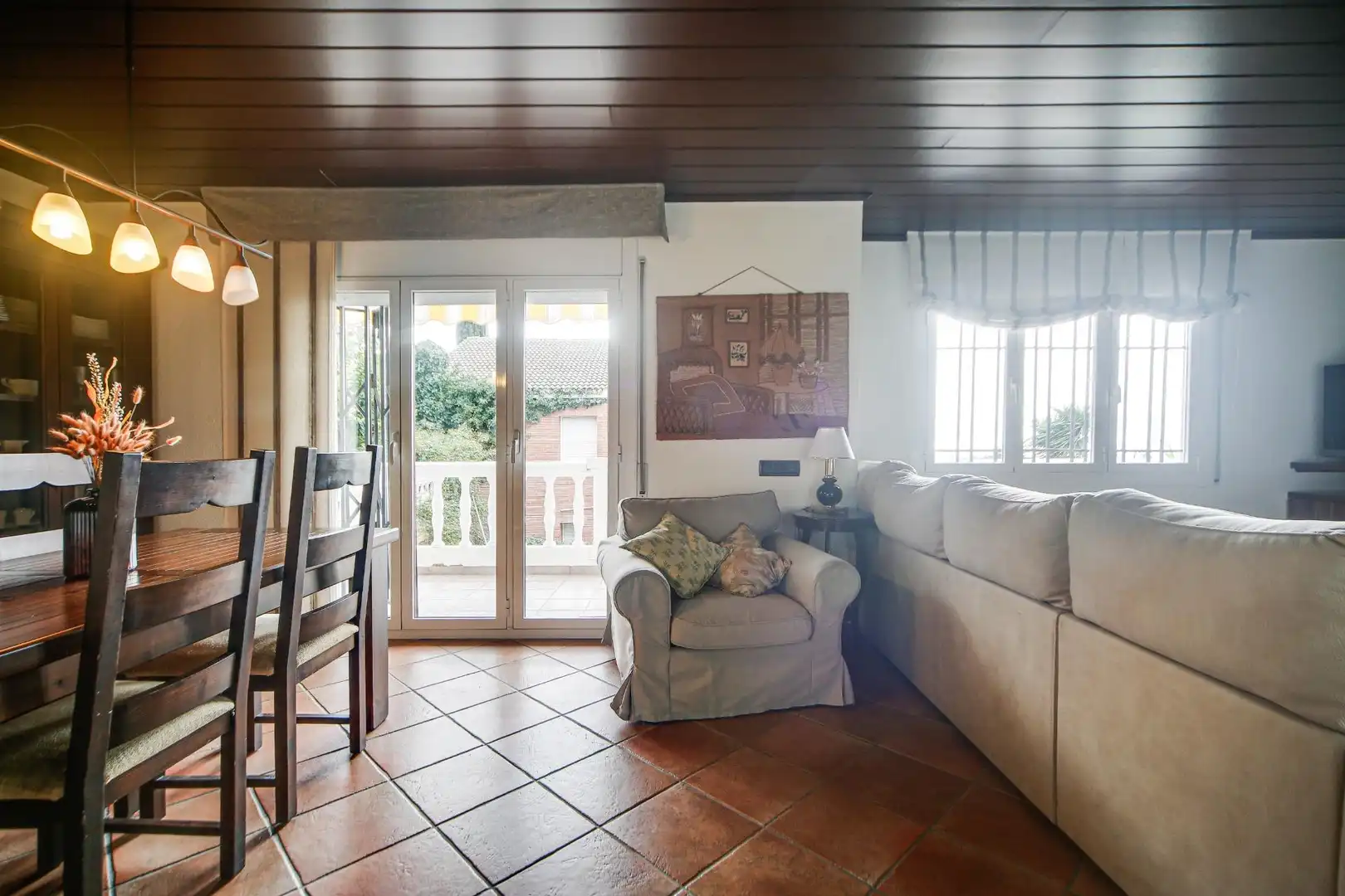Sala d'estar de Casa o xalet en venda en Caldes de Montbui amb Aire condicionat, Calefacció i Jardí privat