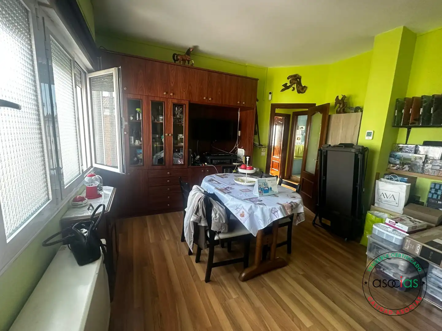 Comedor de Piso en venta en Gijón  con Calefacción y Jardín privado