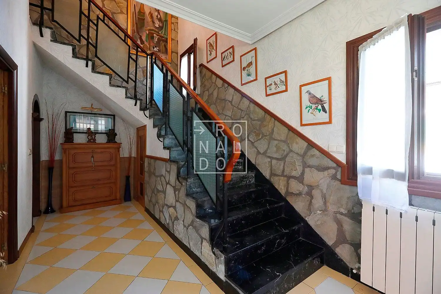 Casa o chalet en venta en Irun  con Calefacción, Jardín privado y Terraza
