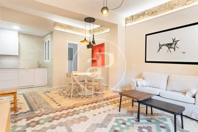 Piso en Alquiler en C/ dels Burguerins en El Mercat