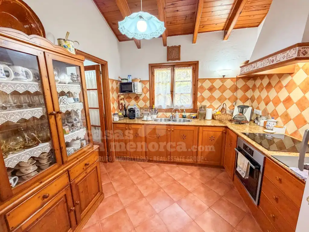 Cuina de Finca rústica en venda en Ciutadella de Menorca amb Aire condicionat i Terrassa