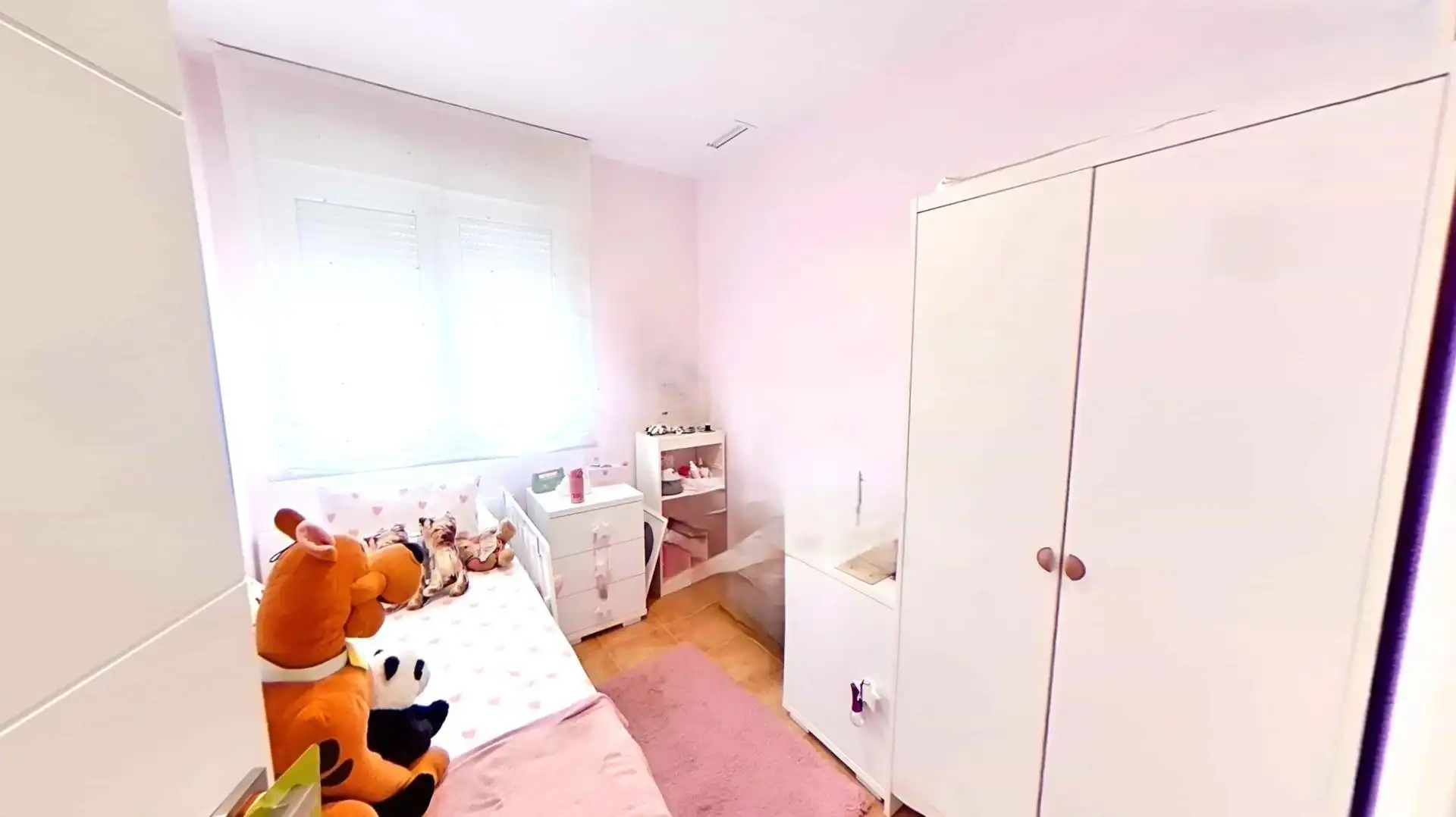 Bedroom of Flat for sale in Paracuellos de Jarama  with Air Conditioner, Terrace and Balcony