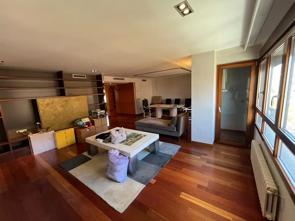 Living room of Flat for sale in Albacete  with Air Conditioner, Heating and Parquet flooring