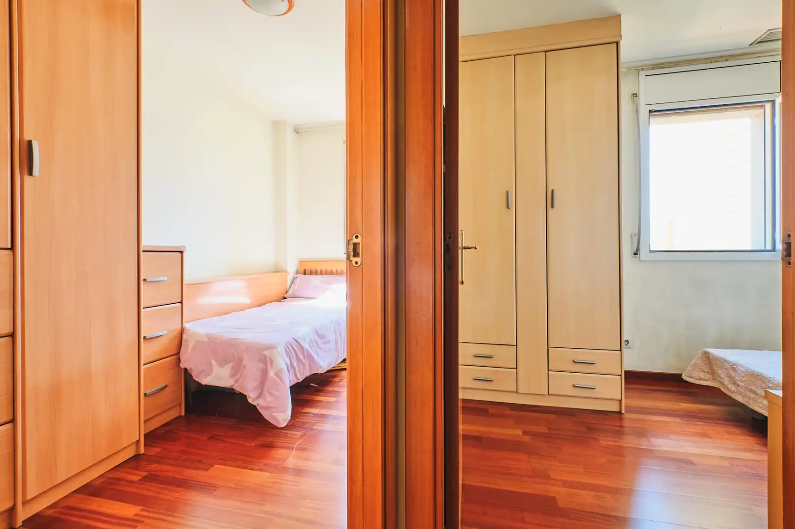 Habitación de Piso en venta en Barcelona con Aire acondicionado, Calefacción y Balcón