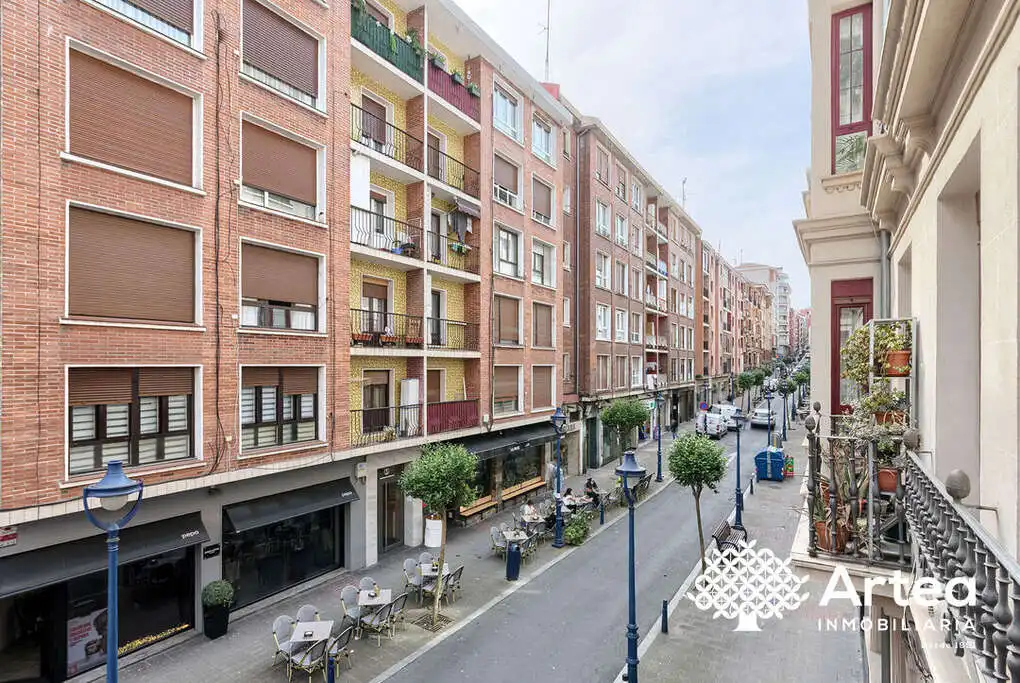 Exterior view of Flat for sale in Portugalete  with Heating and Balcony