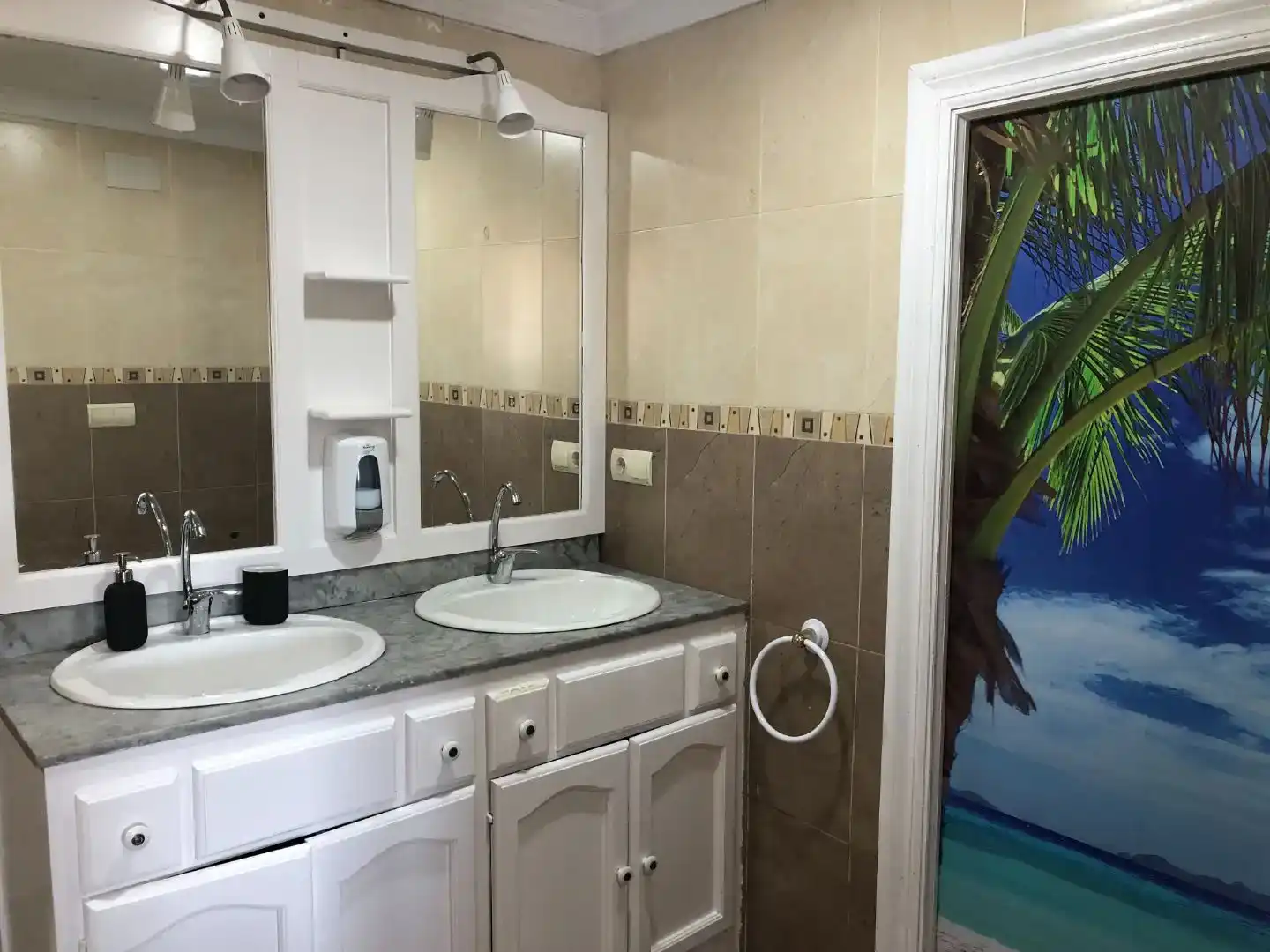 Badezimmer von Einfamilien-Reihenhaus zur Miete in Santa Cruz de Bezana