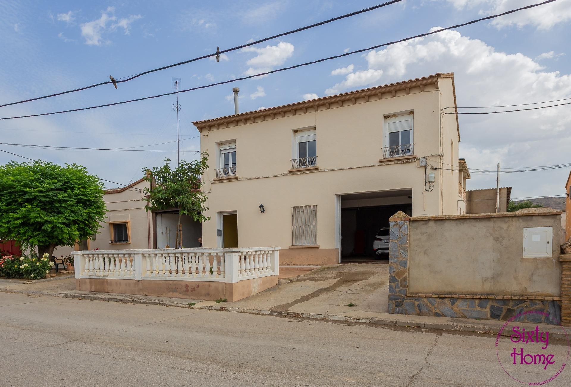 Exterior view of House or chalet for sale in Alberuela de Tubo  with Terrace and Storage room