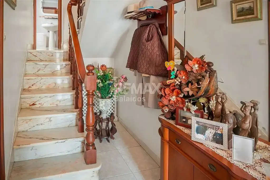 Casa o xalet en venda en A Pobra do Caramiñal amb Calefacció, Jardí privat i Parquet