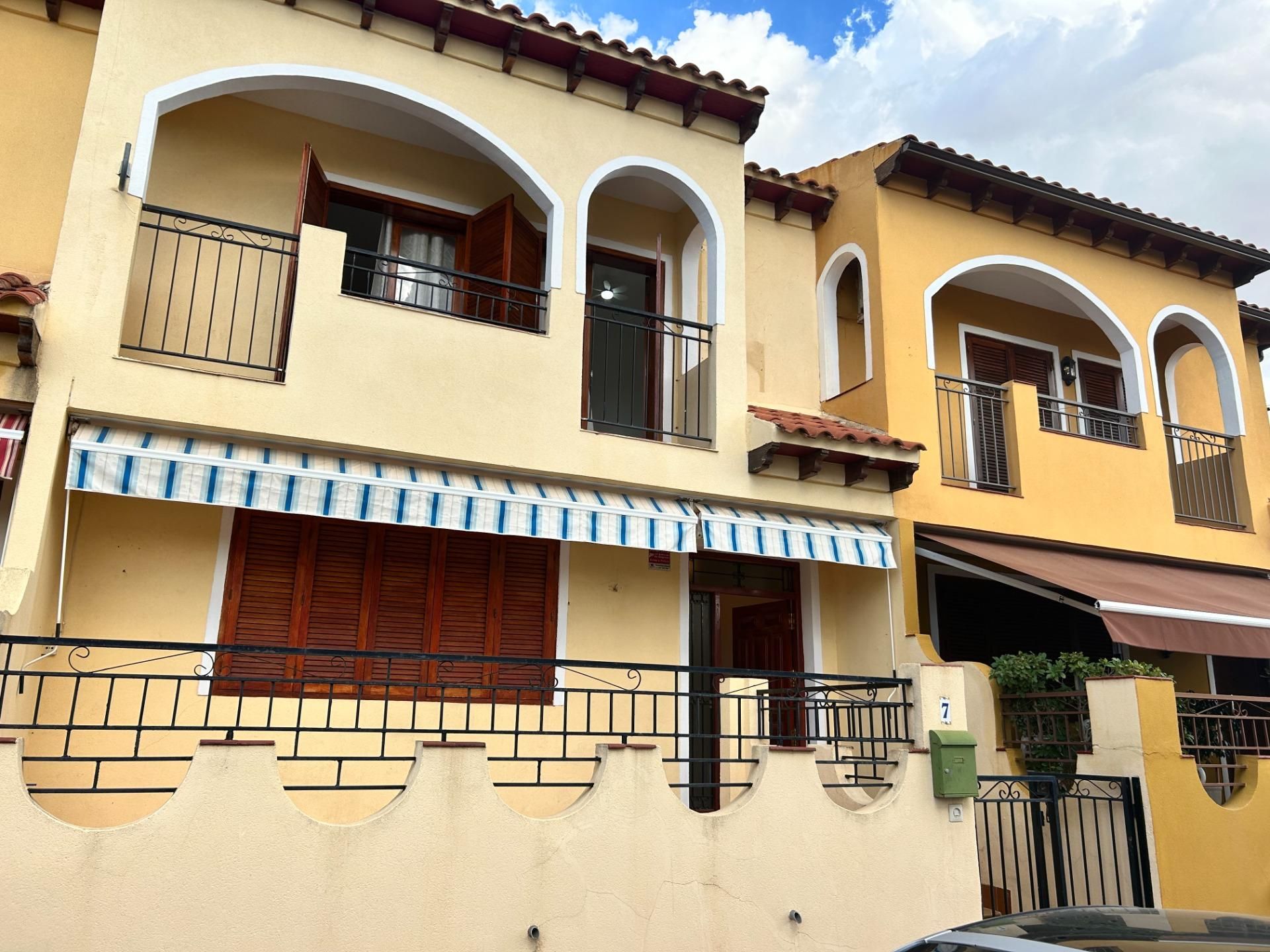 Exterior view of Single-family semi-detached for sale in Alcantarilla  with Terrace, Storage room and Balcony