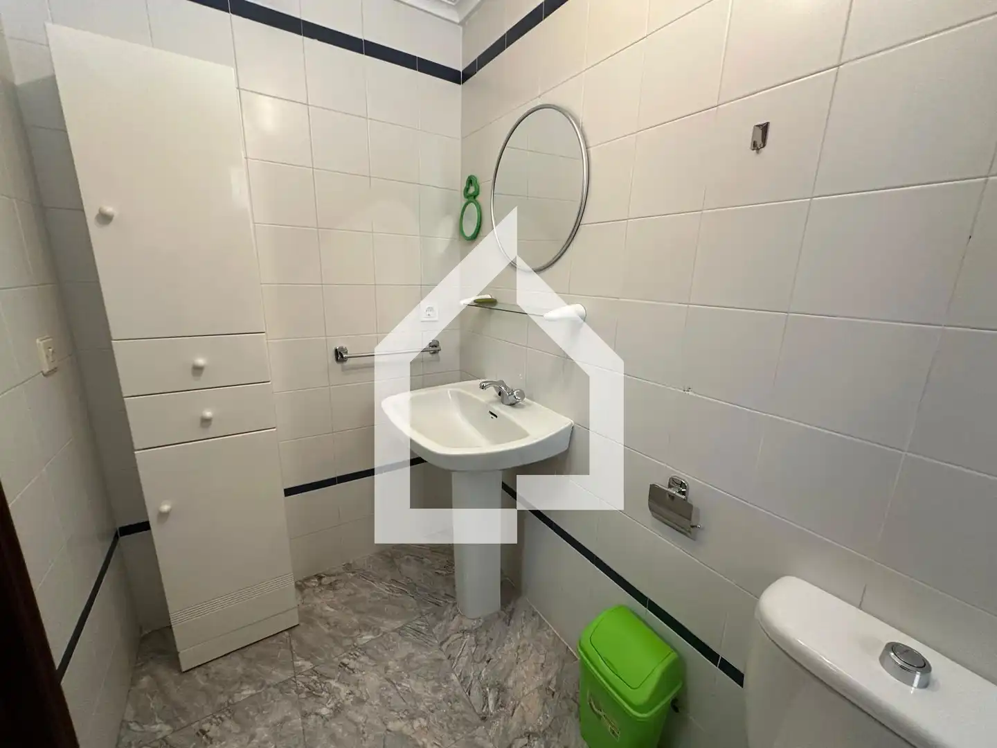 Badezimmer von Einfamilien-Reihenhaus zur Miete in San Vicente del Raspeig / Sant Vicent del Raspeig mit Klimaanlage, Terrasse und Möbliert