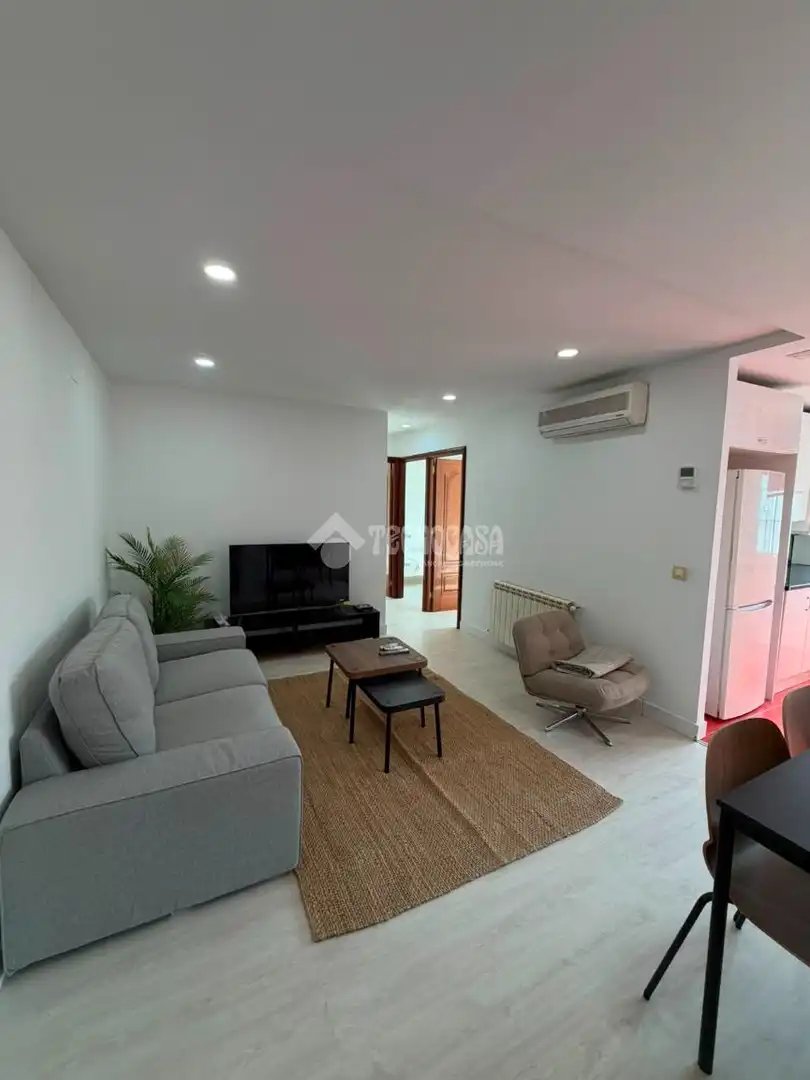 Living room of Flat for rent in Getafe  with Air Conditioner and Heating