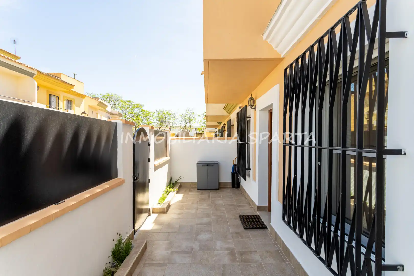 Terraza de Casa adosada en venta en Villanueva del Ariscal con Aire acondicionado, Calefacción y Jardín privado