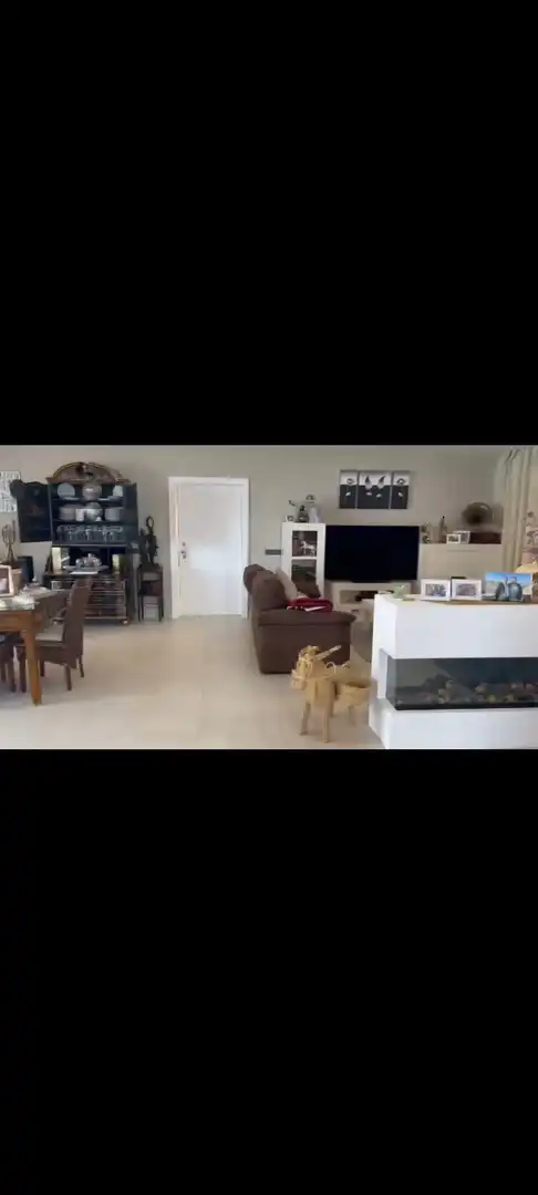 Sala de estar de Casa o chalet en venta en Mairena del Aljarafe con Aire acondicionado, Calefacción y Jardín privado